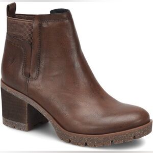 KORKS women’s Elsie Ankle Booties